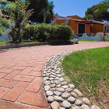 Hotel Baia Paraelios 3*