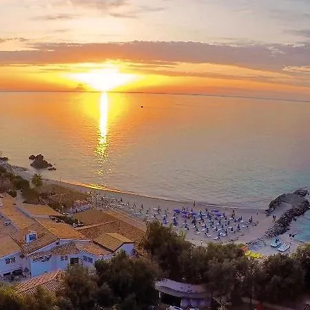 Baia Paraelios 3* Parghelia