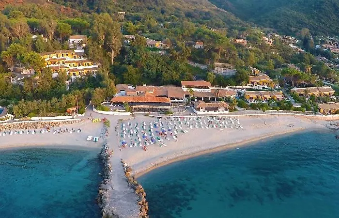 Baia Paraelios 3* Parghelia