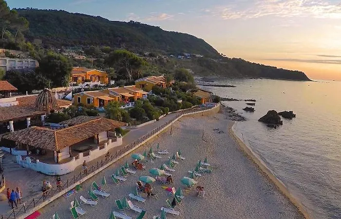 Baia Paraelios Hotell