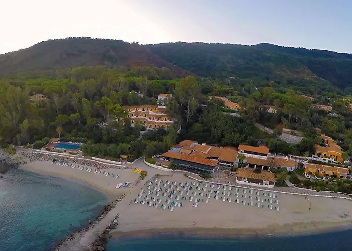 Baia Paraelios 3* Parghelia