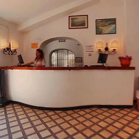 Baia Paraelios Hotel