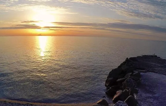 Baia Paraelios Szálloda 3*