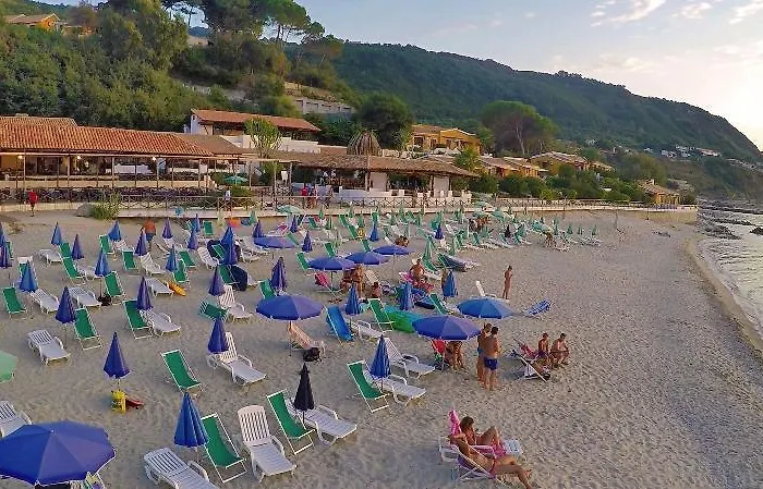 Baia Paraelios Szálloda 3*